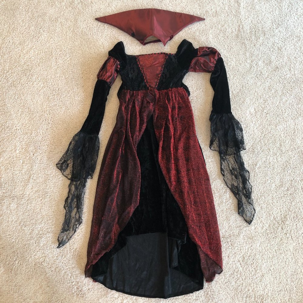 Disguise Princess Vampira Deluxe Costume Halloween Girls Black Red Velvety Dress - Picture 2 of 10